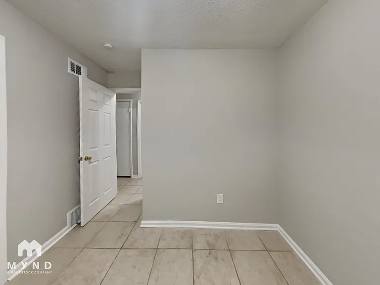 4420 Double Tree Rd — Photo 21