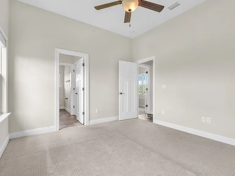 104 Lakeview Ter — Photo 16