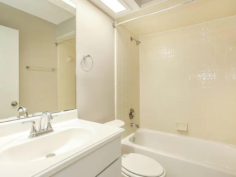 2066 Tanager Dr — Photo 15
