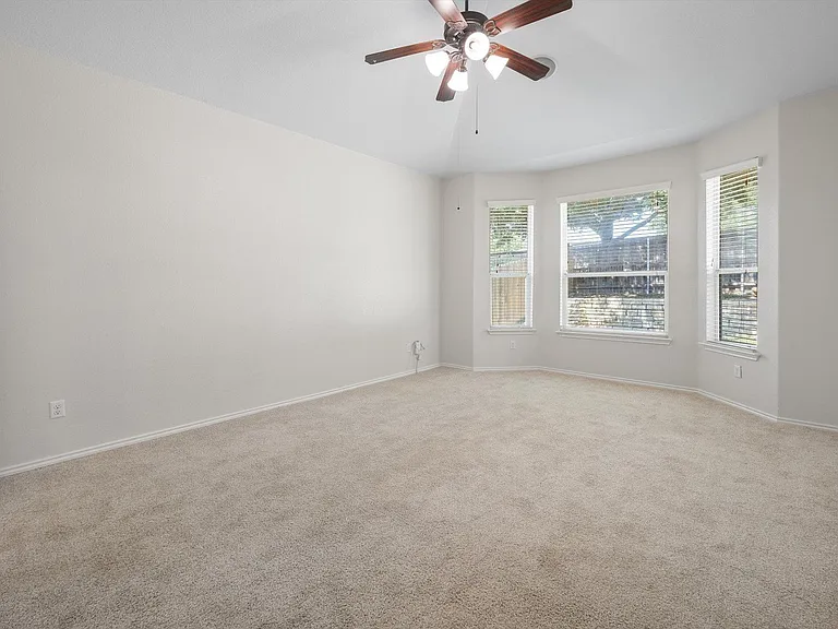 12104 Broten St — Photo 13