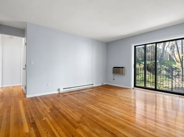 22 Branchfield St APT B4, Dorchester, MA 02124