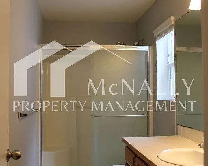 7403 Larkspur Ct — Photo 15