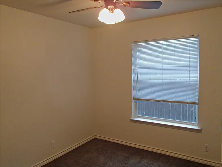 304 Tamara Dr #A — Photo 8