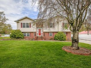 204 Tipton Ave, Church Hill, TN 37642