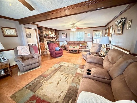 3rd image of 145 Copperas Creek Rd