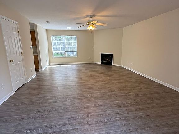 2nd image of 700 Gracewood Way