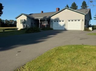 265 Main Rd, Bradford, ME 04410