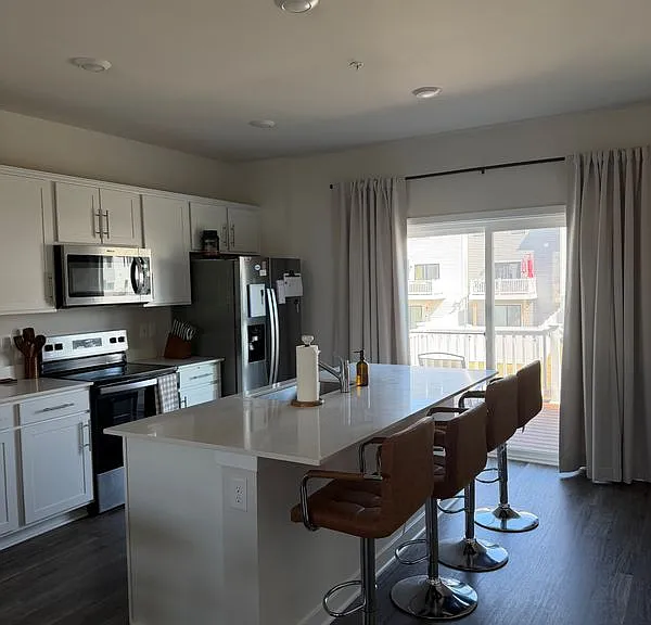 546 Swift Heron Ave — Photo 2