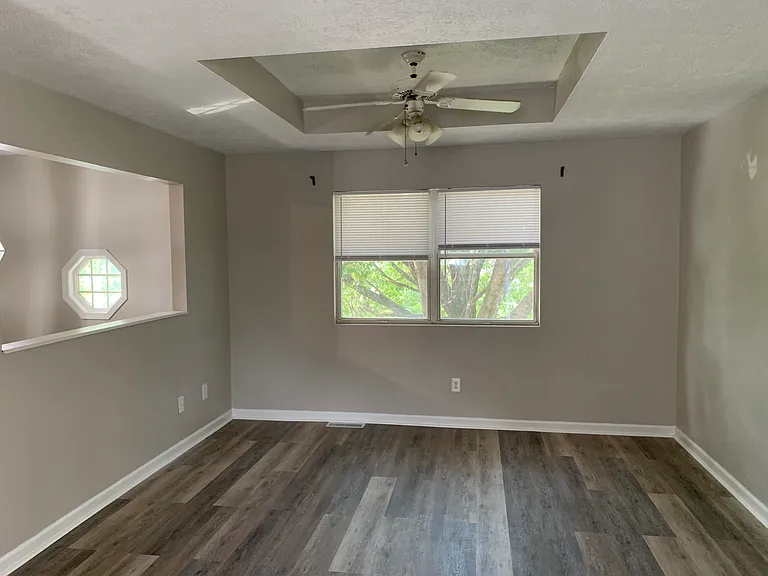 239 Donalynn Dr — Photo 5