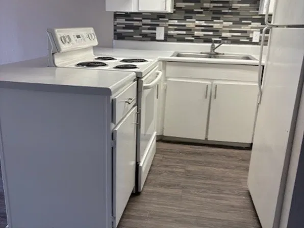 1437 Cavender Dr, Hurst, TX