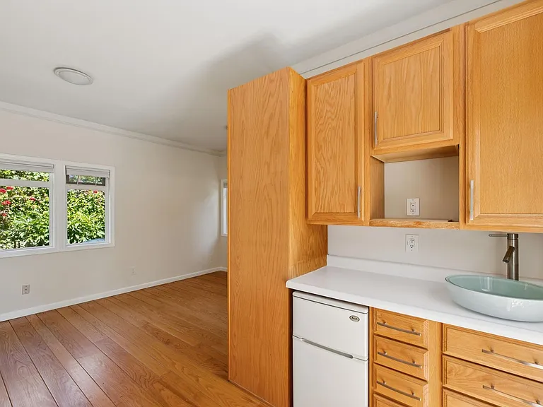 970 Palo Alto Ave — Photo 58