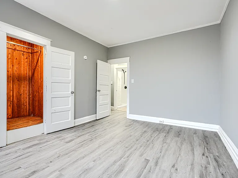 1200 N Potomac St — Photo 2