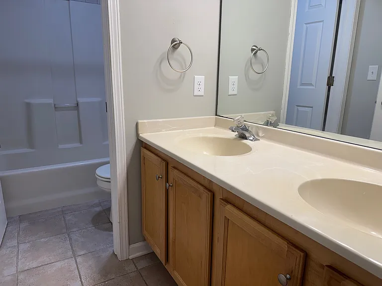 6251 Commonwealth Dr #1 — Photo 9