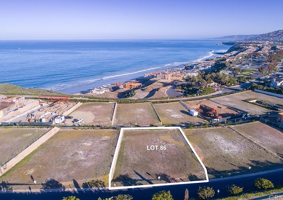 1st image of 11 Coral Cove Way