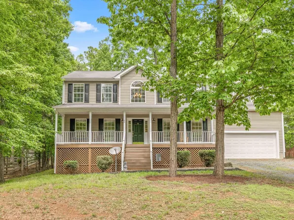 20 Zephyr Rd, Palmyra, VA 22963