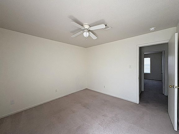 4th image of 2102 Tahoe Ct #D