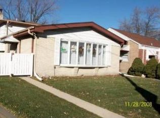 7642 Niles Center Rd, Skokie, IL 60077