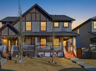 70 W Skyview Point Grn NE, Calgary, AB T3N0G6