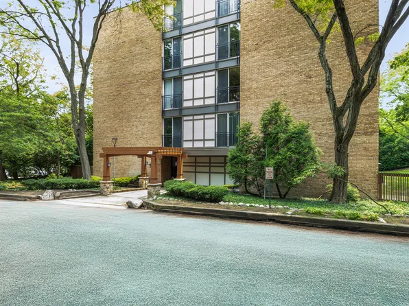 5800 Oakwood Dr Unit 1A, Lisle, IL 60532