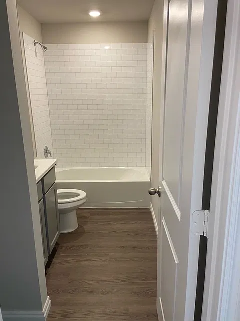 4 bed, 1831 sqft, $2,085 — Photo 3