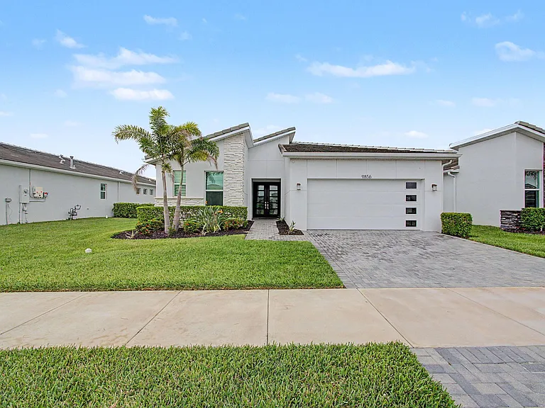 9856 SW Isabelline Dr — Photo 2