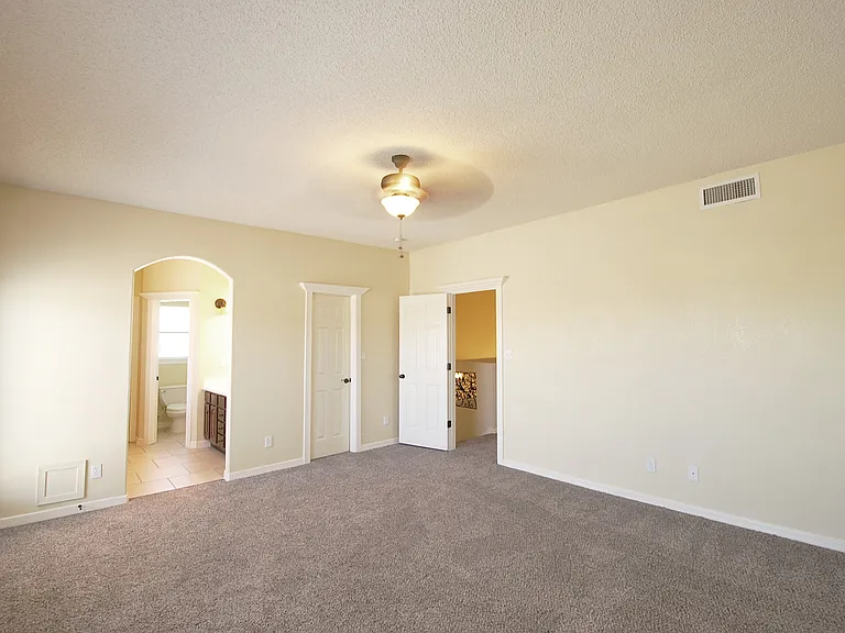 5513 Ignacio Frias Dr — Photo 21