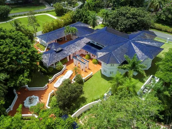 21 Manuel Rivera Ferrer St, Guaynabo, PR 00968