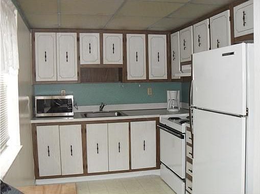 2nd image of 137 Normandy Ln #C