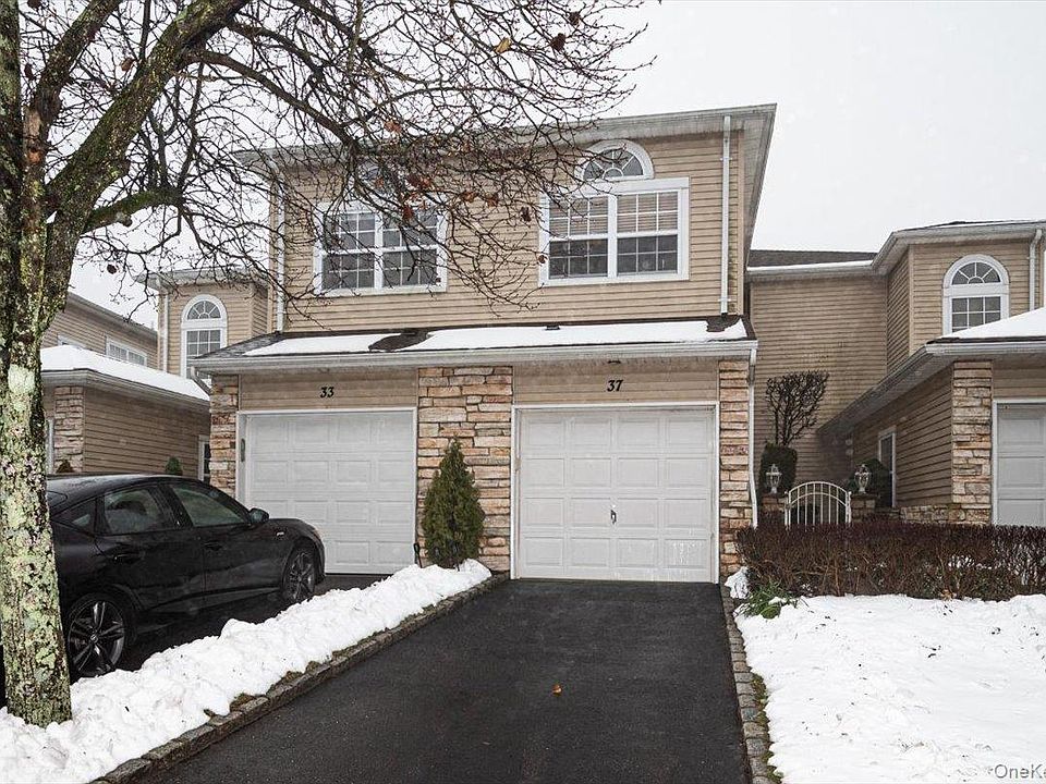 1st image of 37 Windwatch Drive