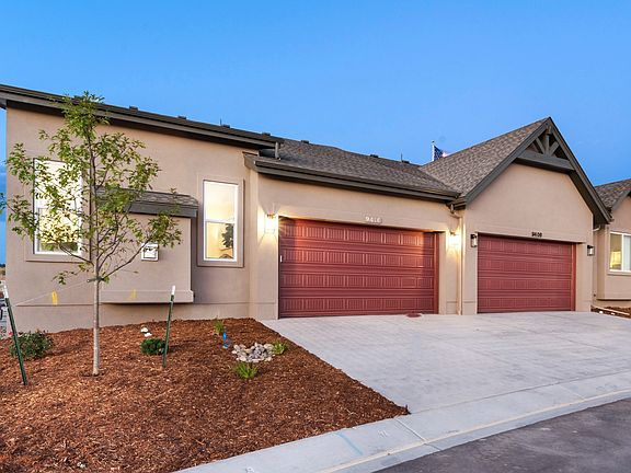 Solstice Alley Load 3-Car Tandem Garage