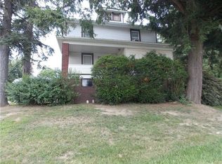 1145 Cross Creek Rd, Burgettstown, PA 15021