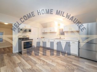 N90W16736 Roosevelt Dr, Menomonee Falls, WI 53051