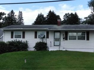 324 W Butler St, Mercer, PA 16137