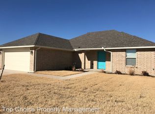 813 Dover Mansion Rd, Yukon, OK 73099