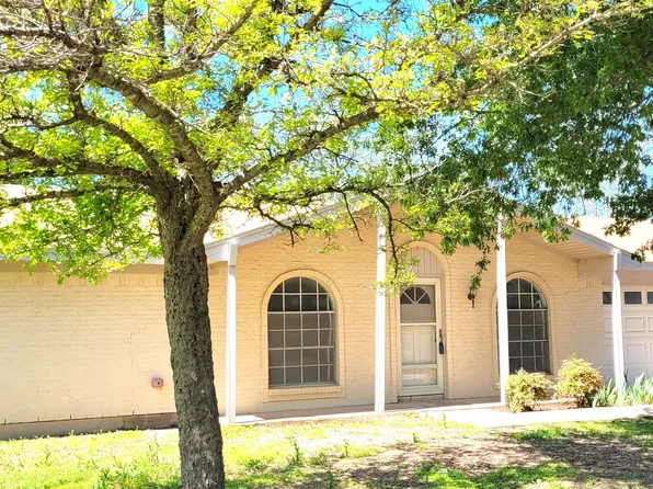 1016 John Reagan St, Benbrook, TX 76126