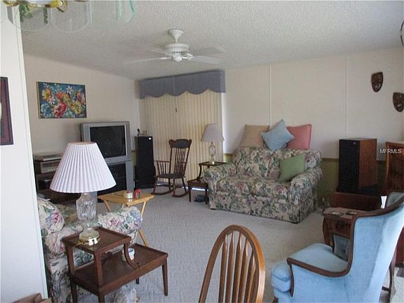 3rd image of 1826 Pauline Dr