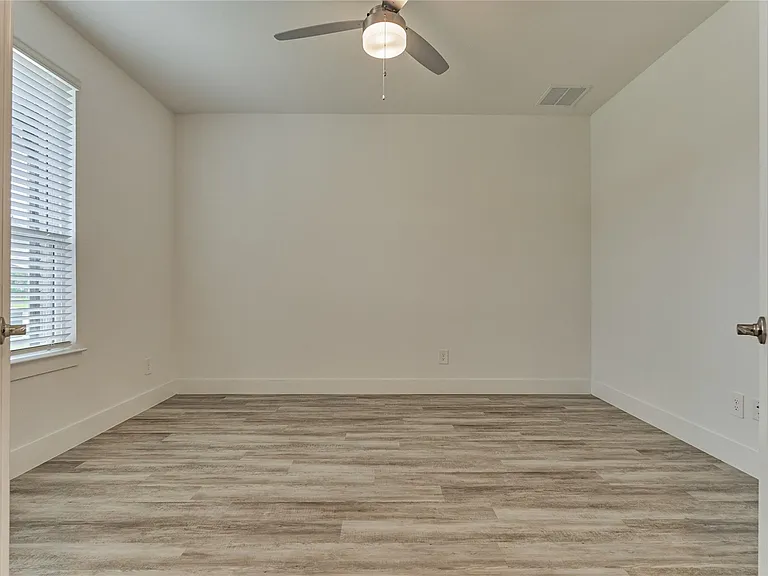 14343 Red Lodge Trl — Photo 4