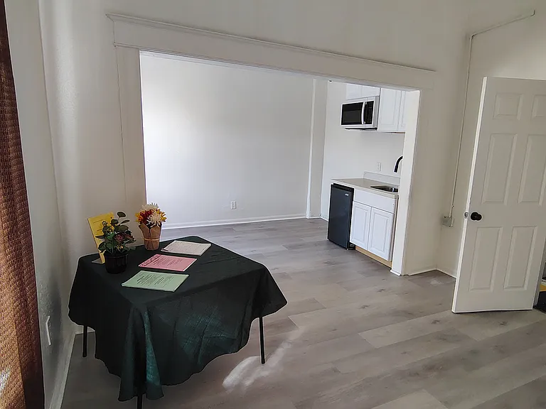FAIRLAWN RESIDENCE — Photo 22