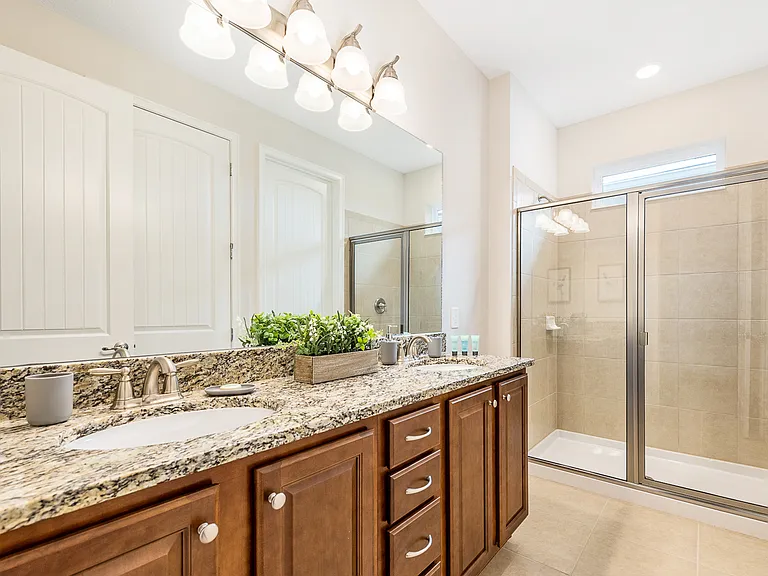 7763 Westland Dr — Photo 16