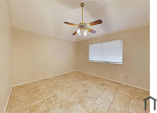 7912 Hot Springs Ct — Photo 12