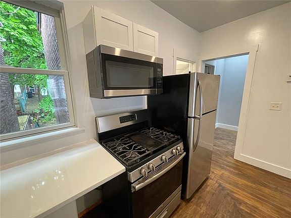 2nd image of 103 Renwick St Floor 2