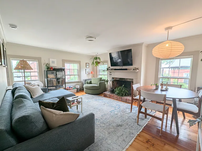 164 Danforth St #3 — Photo 1