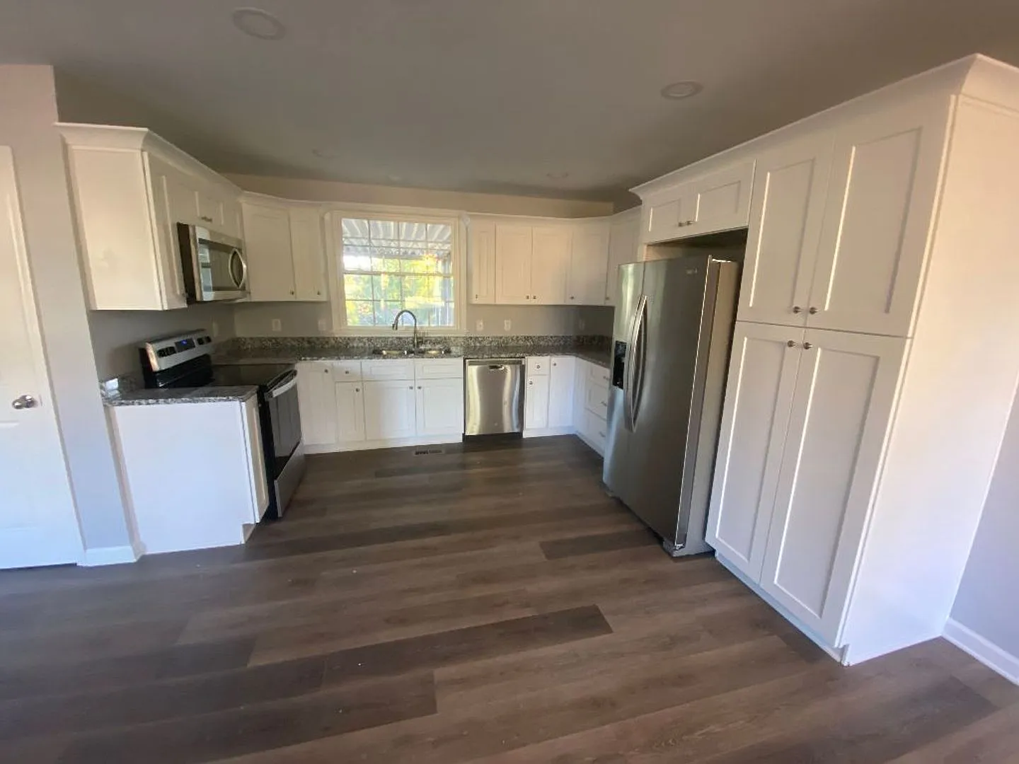 Ranch Style, Two Bedroom House in Donelson! — Photo 4