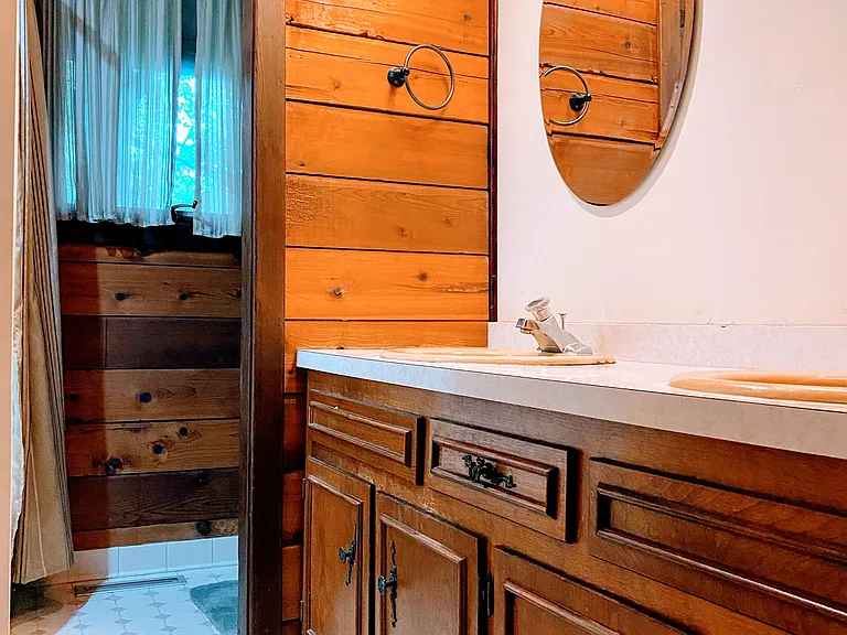 220 Ruffin Mill Rd — Photo 5