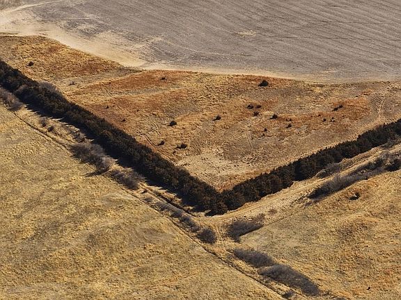2nd image of 0 W Barrows Rd