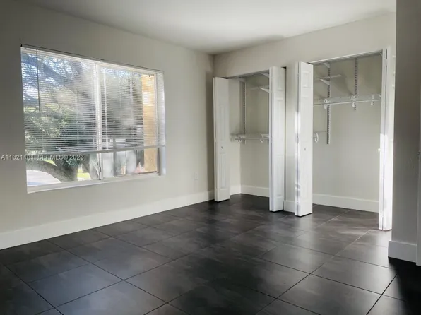 2405 NW 33rd St APT 1208, Fort Lauderdale, FL 33309