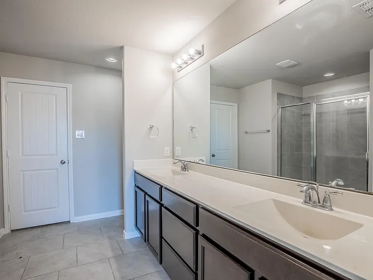 1407 Wheatland Terrance Ln — Photo 22