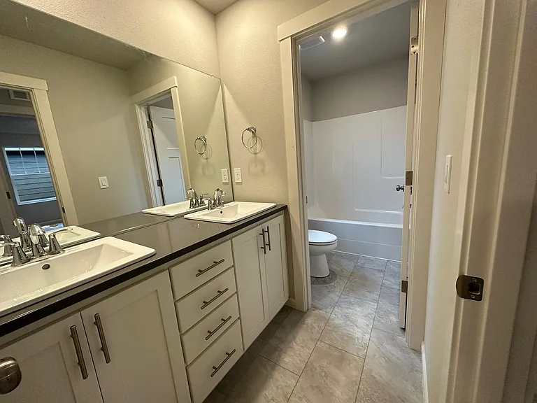 3818 SE 83rd Ave — Photo 31