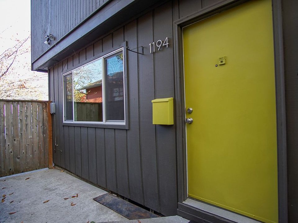 1st image of 1190-1196 SE Haig St #1194