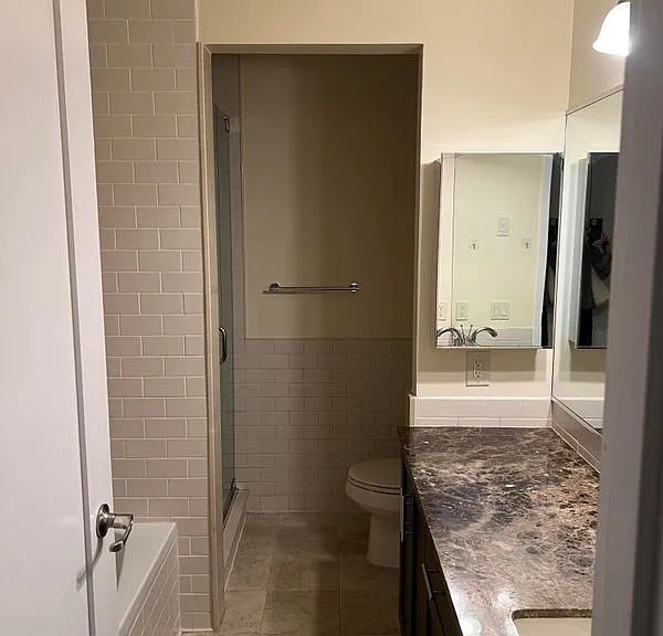 90 Bay Street Lndg #7J — Photo 8